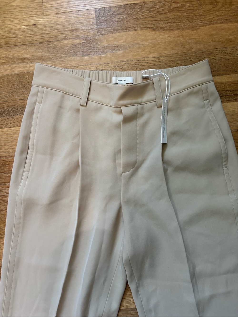 New - Women’s Vince Taupe Pants - Size Small - Elastic Waist Pleated Pockets - Picture 2 of 4